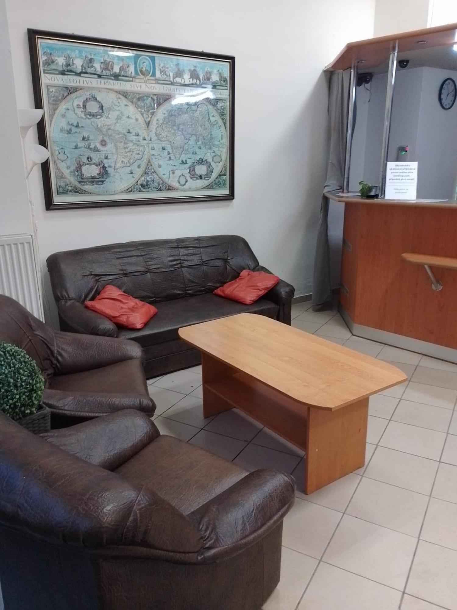Centrum Ostrava - Rooms Екстер'єр фото