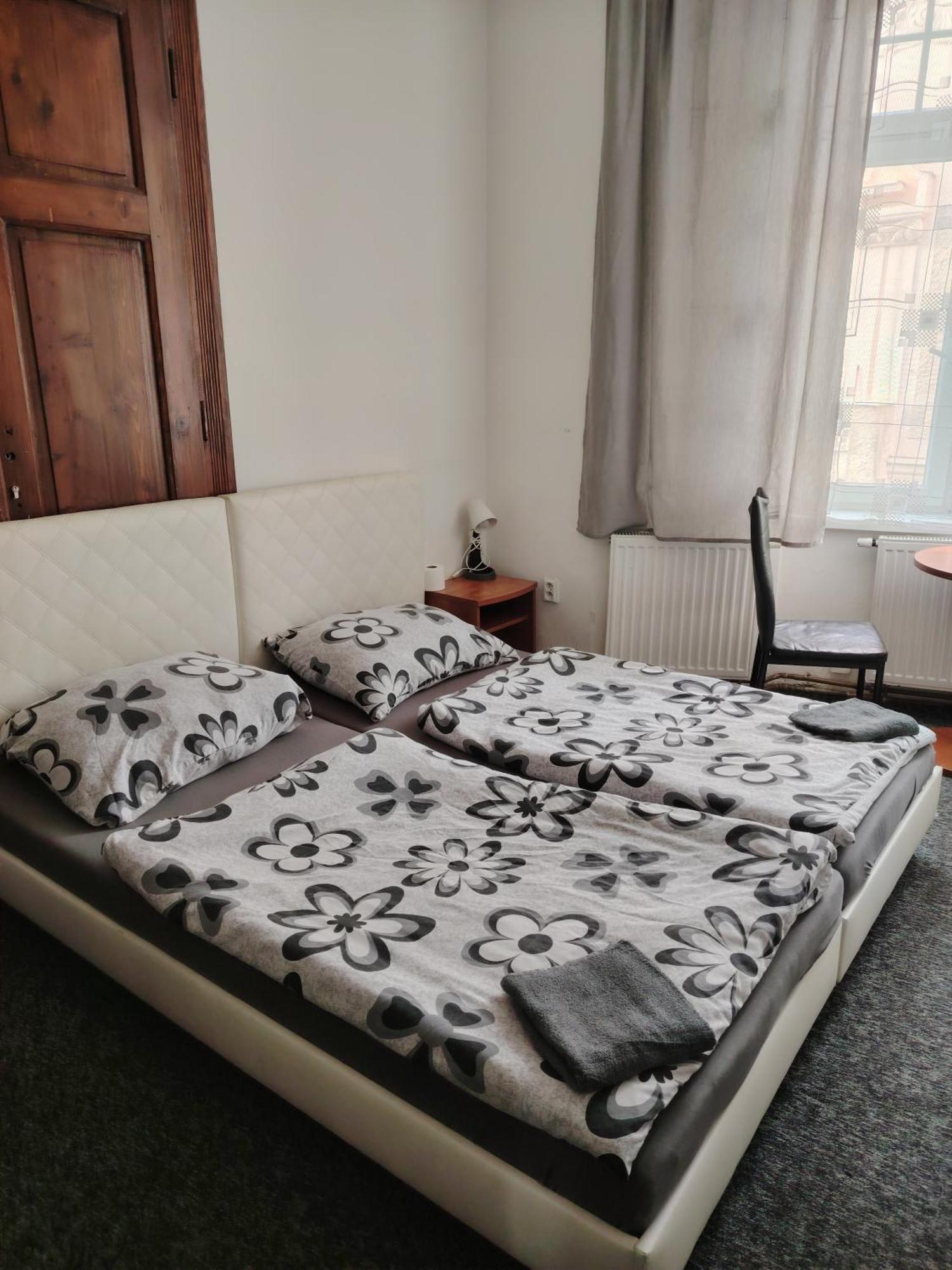 Centrum Ostrava - Rooms Екстер'єр фото