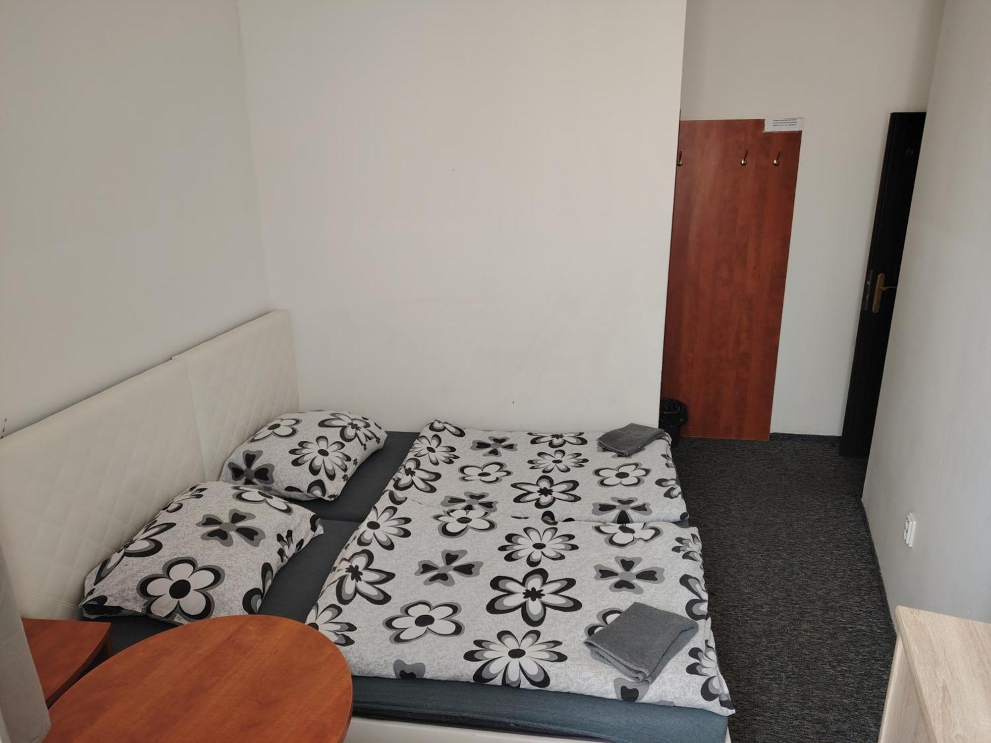 Centrum Ostrava - Rooms Екстер'єр фото